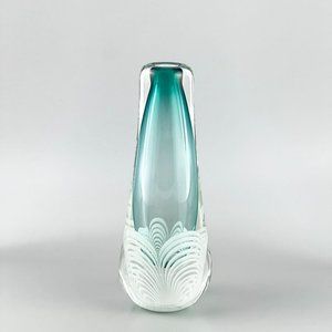 Vintage '85 Jackie Ballard Handblown Glass Pulled Feather Cased Green Bud Vase